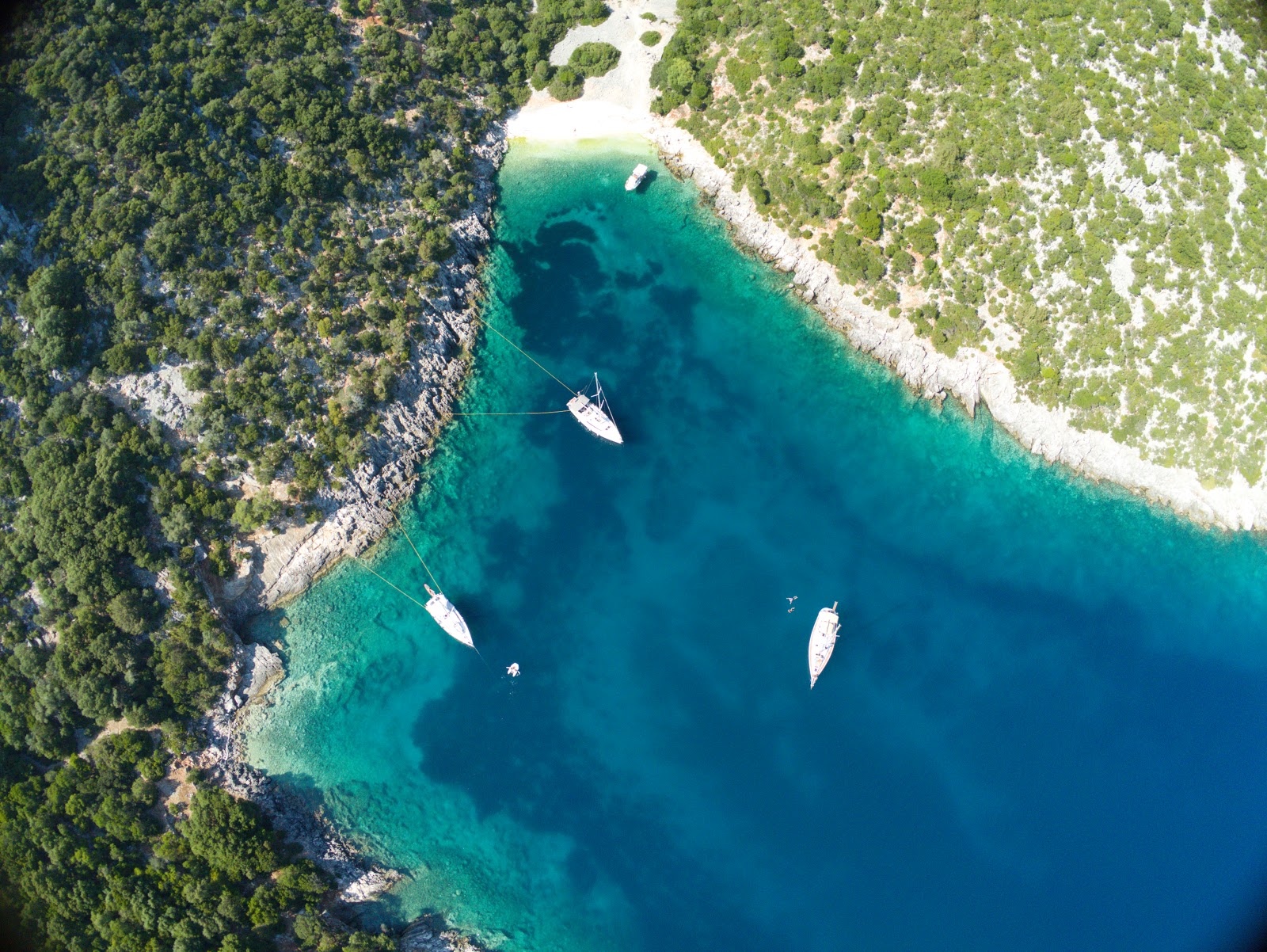 st. andrew's bay, ithaca, sail kefalonia yacht charter