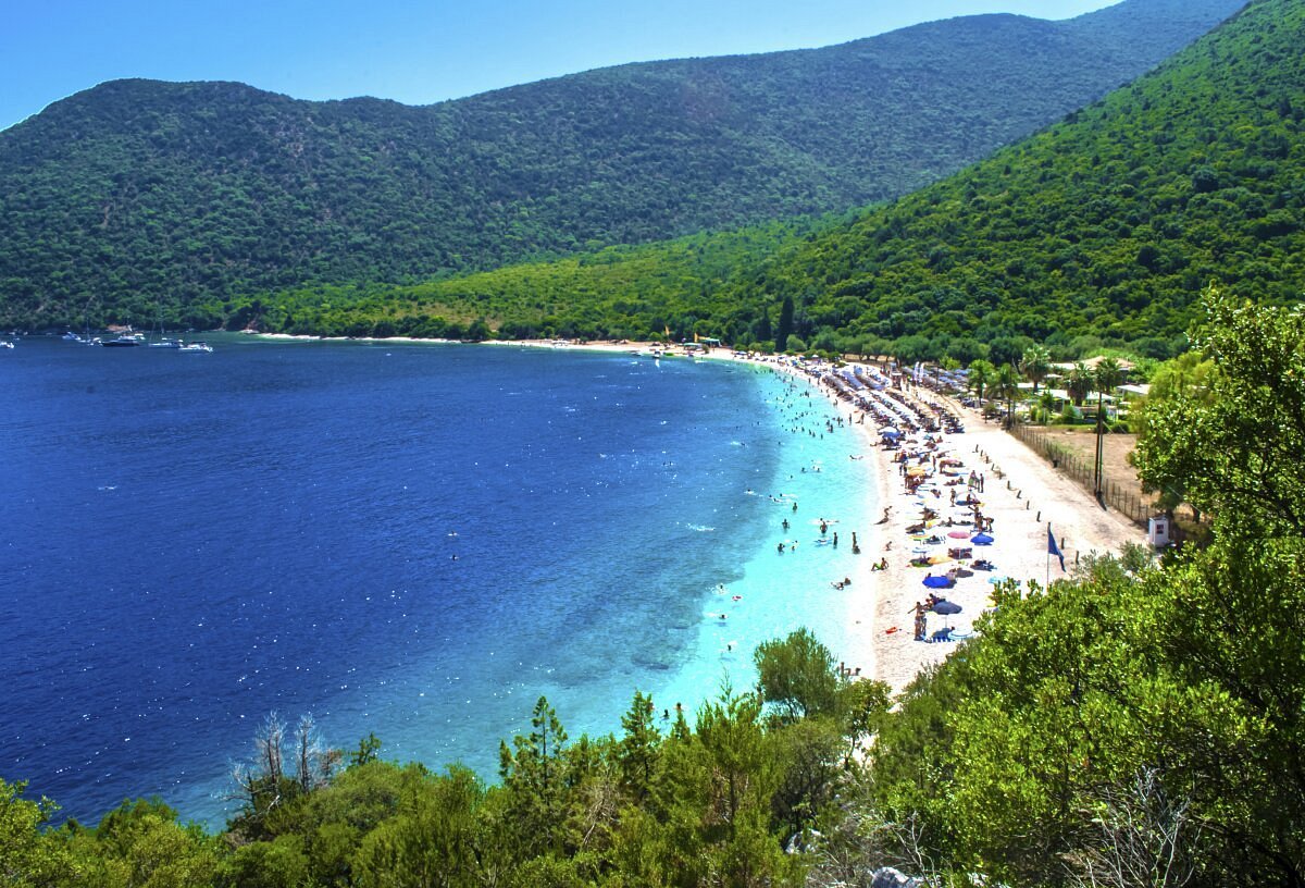 antisamos bay, sail kefalonia yacht charter