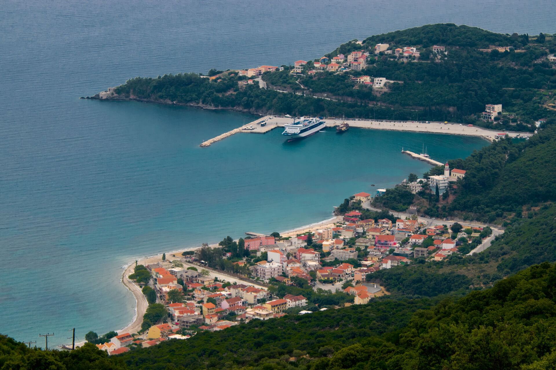 poros port, sail kefalonia yacht charter